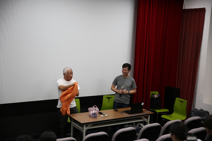 【《擬音》紀錄片放映及映後座談】胡定一師傅現場示範擬音