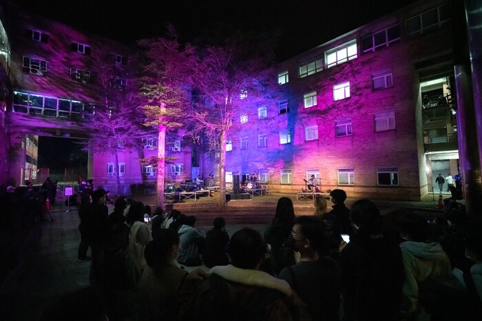 覓爵音樂會演出現場