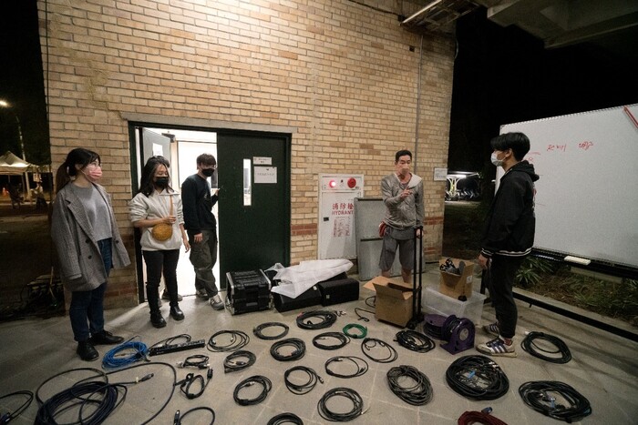 專業錄⾳學程之師⽣舞台架構