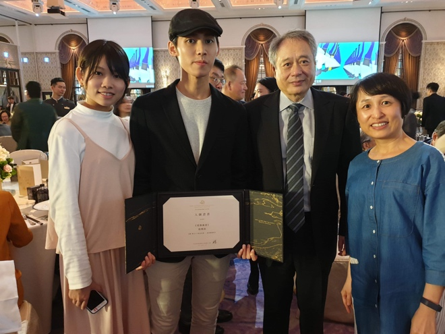 第56屆金馬獎入圍酒會與李安導演合照
