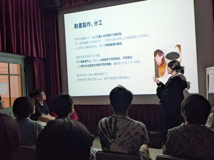 穆宜慧同學和觀眾分享聯合製作《招弟的老厝》的製作前期歷程與心得